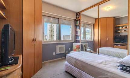 Apartamento com 3 quartos à venda na Rua Coronel Paulino Teixeira, 476, Rio Branco, Porto Alegre