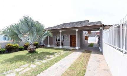 Casa para Venda - 213m², 2 dormitórios, sendo 1 suites, 2 vagas - Hípica