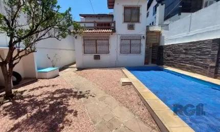 Casa com 5 quartos à venda na Travessa Augusto Daisson, 140, Medianeira, Porto Alegre