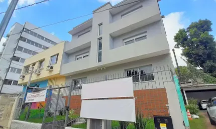 Apartamento com 3 quartos à venda na Rua Eudoro Berlink, 704, Auxiliadora, Porto Alegre