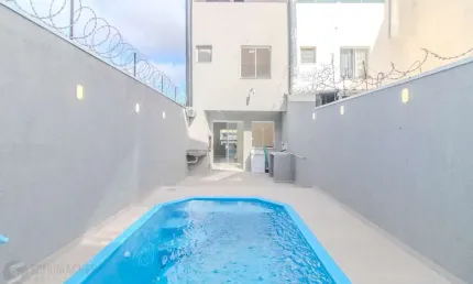 Casa 2 suítes com piscina toda reformada no Guarujá
