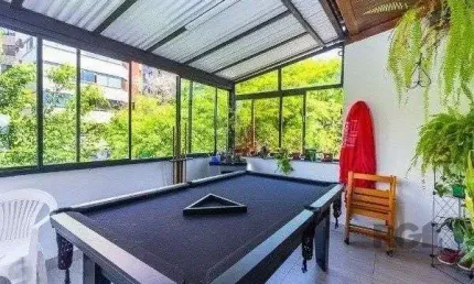 Cobertura para Venda - 100.94m², 3 dormitórios, sendo 1 suites, 2 vagas - Petrópolis