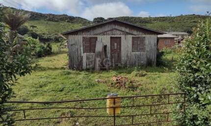 Terreno à venda na Rua Getulio Vargas, 937, 2084, Centro, Cambará do Sul