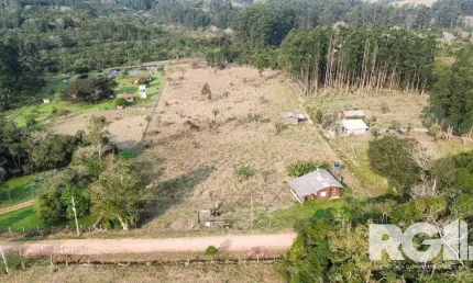 Chácara / sítio com 2 quartos à venda na Estrada do Varejão, 6059, Lami, Porto Alegre