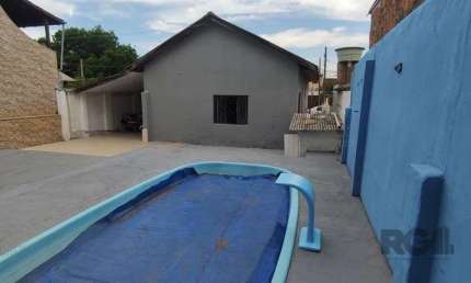 Casa com 2 quartos à venda na Avenida Faria Lobato, 145, Sarandi, Porto Alegre