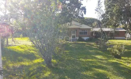 Sítio para Venda - 3330m², 3 dormitórios, sendo 1 suites, Itapuã