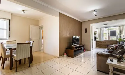 Apartamento à venda no bairro Chácara das Pedras em Porto Alegre/RS