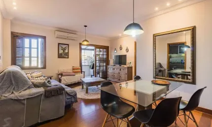 Apartamento à venda no bairro Petrópolis em Porto Alegre/RS