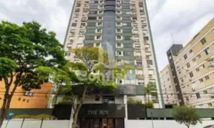Apartamento 2 dormitórios, 2 vagas, elevado Centro Histórico