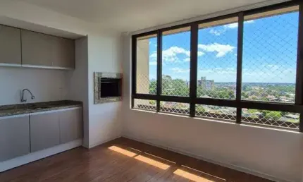 Apartamento 03 dormitórios no Bairro Cristo Redentor em Porto Alegre.