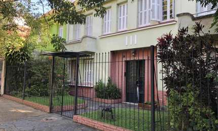 Apartamento de 3 Quartos ampla sla, cozinha e sala de jantar para Locação em Porto Alegre, RS
