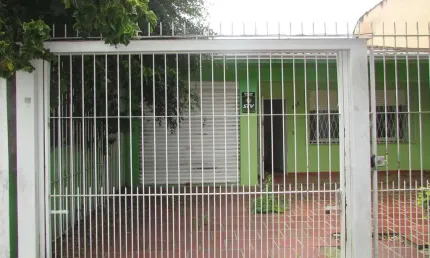 Casa com 2 quartos à venda na Rua Augusto Severo, 371, São João, Porto Alegre