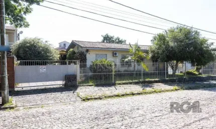 Casa comercial à venda na Rua Landel de Moura, 413, Tristeza, Porto Alegre