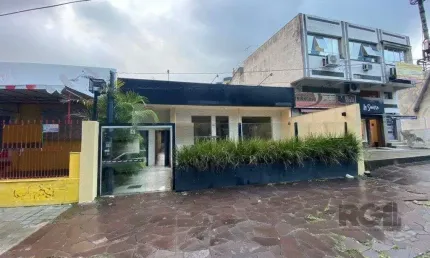 Casa comercial à venda na Rua Gomes de Freitas, 205, Jardim Itu Sabará, Porto Alegre
