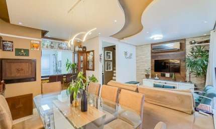 Casa com 4 quartos e 2 vagas em condomínio fechado no Bairro Ecoville.