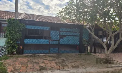 Casa com 2 quartos à venda na Rua Elaine Juchem Selistre, 423, Hípica, Porto Alegre