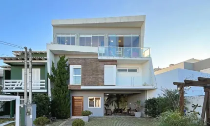 Casa com 4 quartos à venda na Rua Major Aviador Falcão, 120, Hípica, Porto Alegre