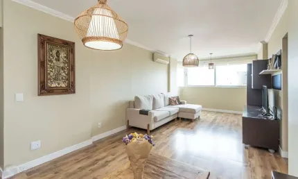 Apartamento 3 dorms à venda Rua Veríssimo Rosa, Jardim Botânico - Porto Alegre