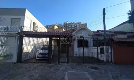 Casa para venda - 185m², 3 dormitórios, 5 vagas - menino deus