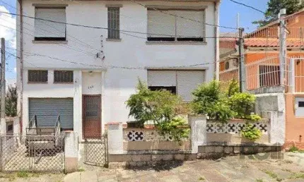 Casa com 3 quartos à venda na Rua Umbú, 455, Passo da Areia, Porto Alegre