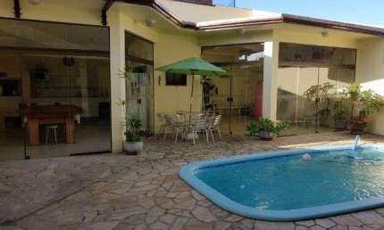 Casa com 3 quartos à venda na Avenida Martins Bastos, 759, Sarandi, Porto Alegre