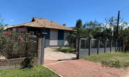 Sítio no condomínio GoufeII, em Águas Claras, Viamão.