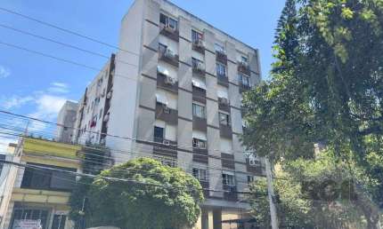 APARTAMENTO 3 DORMITÓRIOS COM SUÍTE E VAGA DE GARAGEM NO MIOLO DO CENTRO HISTÓRICO