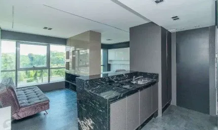 LOFT MOBILIADO PARA VENDA NO BAIRRO PRAIA DE BELAS - 41M² DE ÁREA PRIVATIVA - 01 VAGA DE ESTACIONAMENTO