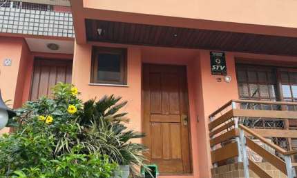 Casa em condomínio fechado com 3 quartos à venda na Rua Dona Ondina, 352, Menino Deus, Porto Alegre