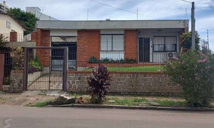 Casa com 4 quartos à venda na Rua Aneron Corrêa de Oliveira, 210, Jardim do Salso, Porto Alegre