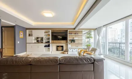 Apartamento com 3 quartos à venda na Avenida Túlio de Rose, 395, Jardim Europa, Porto Alegre