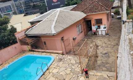 Casa com 2 quartos à venda na Av Aparicio Borges, 405, Glória, Porto Alegre