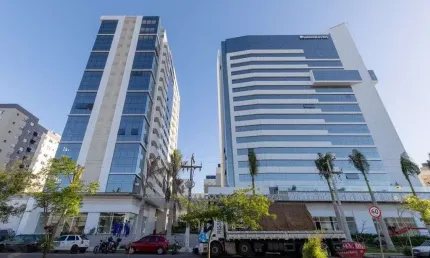 Sala comercial à venda na Avenida Doutor Nilo Peçanha, 3331, Jardim Europa, Porto Alegre