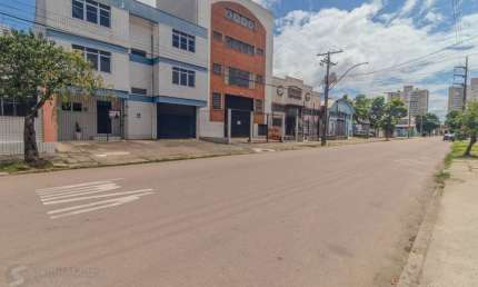 Prédio à venda na Rua Conselheiro Travassos, 334, São Geraldo, Porto Alegre
