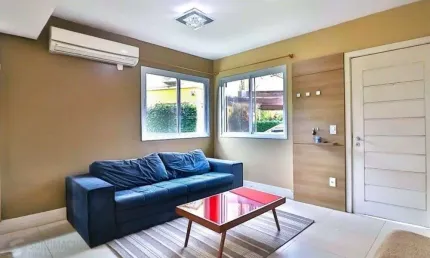 Casa em condomínio fechado com 3 quartos à venda na Rua Vicenza, 106, Mário Quintana, Porto Alegre