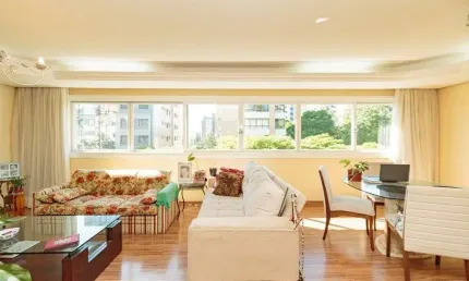 Apartamento com 3 quartos à venda na Rua Vasco da Gama, 1384, Rio Branco, Porto Alegre