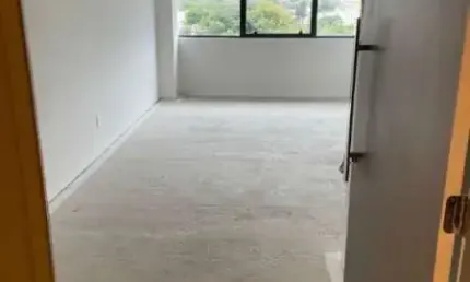 Sala comercial à venda na Avenida Teresópolis, 2525, Teresópolis, Porto Alegre