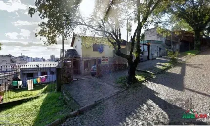 Casa com 3 quartos à venda na Avenida Teresina, 324, Medianeira, Porto Alegre