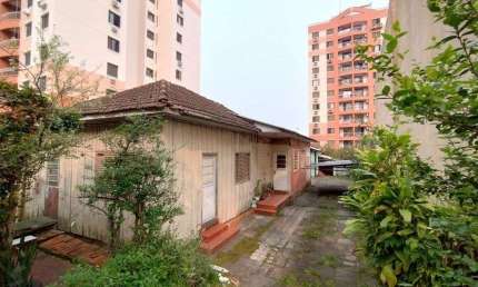 Terreno à venda na Rua Álvares Cabral, 385, Cristo Redentor, Porto Alegre