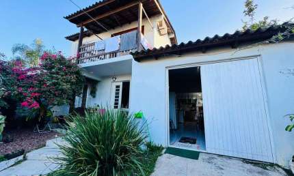 Casa com 2 quartos à venda na Rua Paulo Rubilar de Farias, 235, Restinga, Porto Alegre