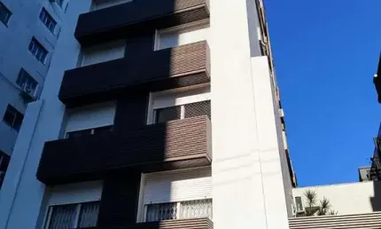 Apartamento com 3 quartos à venda na Rua Vinte e Quatro de Outubro, 696, Moinhos de Vento, Porto Alegre