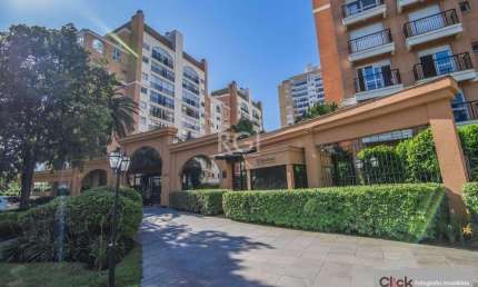 Apartamento com três (3) dormitórios, três (3) suítes sendo uma (1) suíte master e quatro (4) vagas de garagem com dois (2) depósitos próximo ao shopping Iguatemi, no Condomínio Cipriani Nuova Archit