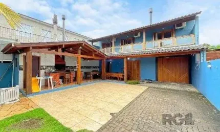 Casa para Venda - 399m², 4 dormitórios, sendo 1 suites, 6 vagas - Vila Nova