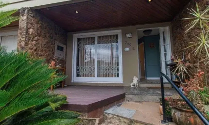 casa - 3 dorms. - 3 vagas - 290 m² - Três Figueiras