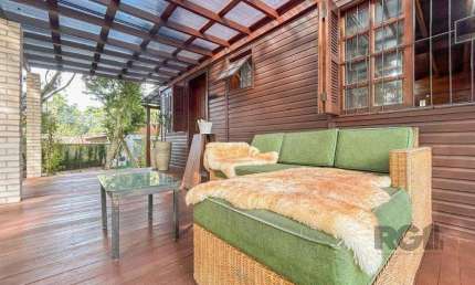 Casa com 2 quartos à venda na Avenida Assis Brasil, 299, Flórida, Guaíba