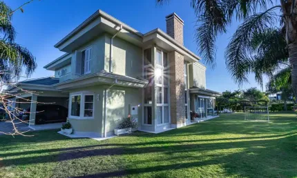 Casa em condomínio fechado com 4 quartos à venda na Avenida Juca Batista, 8068, Chapéu do Sol, Porto Alegre