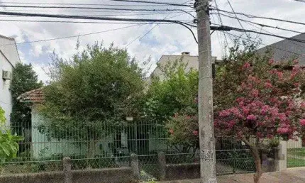 Terreno à venda na Rua Veríssimo Rosa, 739, Partenon, Porto Alegre