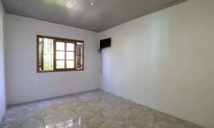 Casa 300m² à Venda na Vila Ipiranga . 2 Quartos, 2 Vagas, Salão e Churrasqueira