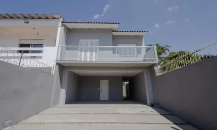Casa com 3 quartos para alugar na Rua Professor Carvalho Freitas, 906, Teresópolis, Porto Alegre