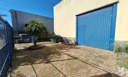 Casa comercial à venda na Rua Marquês de Barbacena, 291, Niterói, Canoas